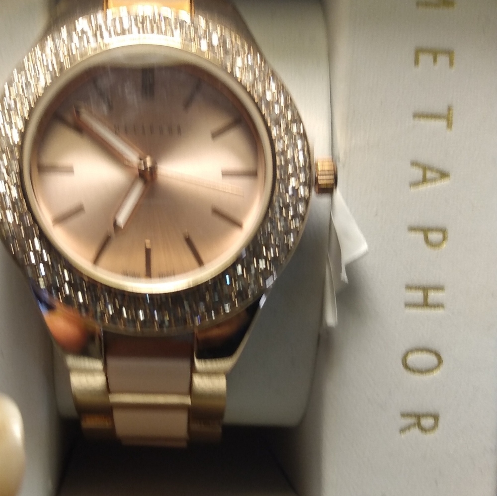 Watch - Picture 3 of 3